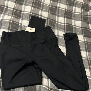 Fabletics Powerhold leggings